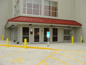 Dino's Storage west Des Moines modern storage units